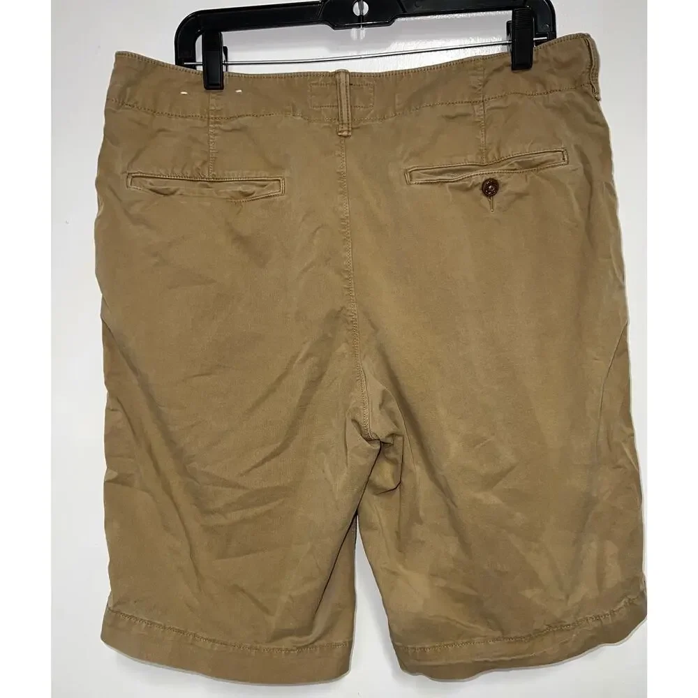 AE Khaki Tan Shorts 34